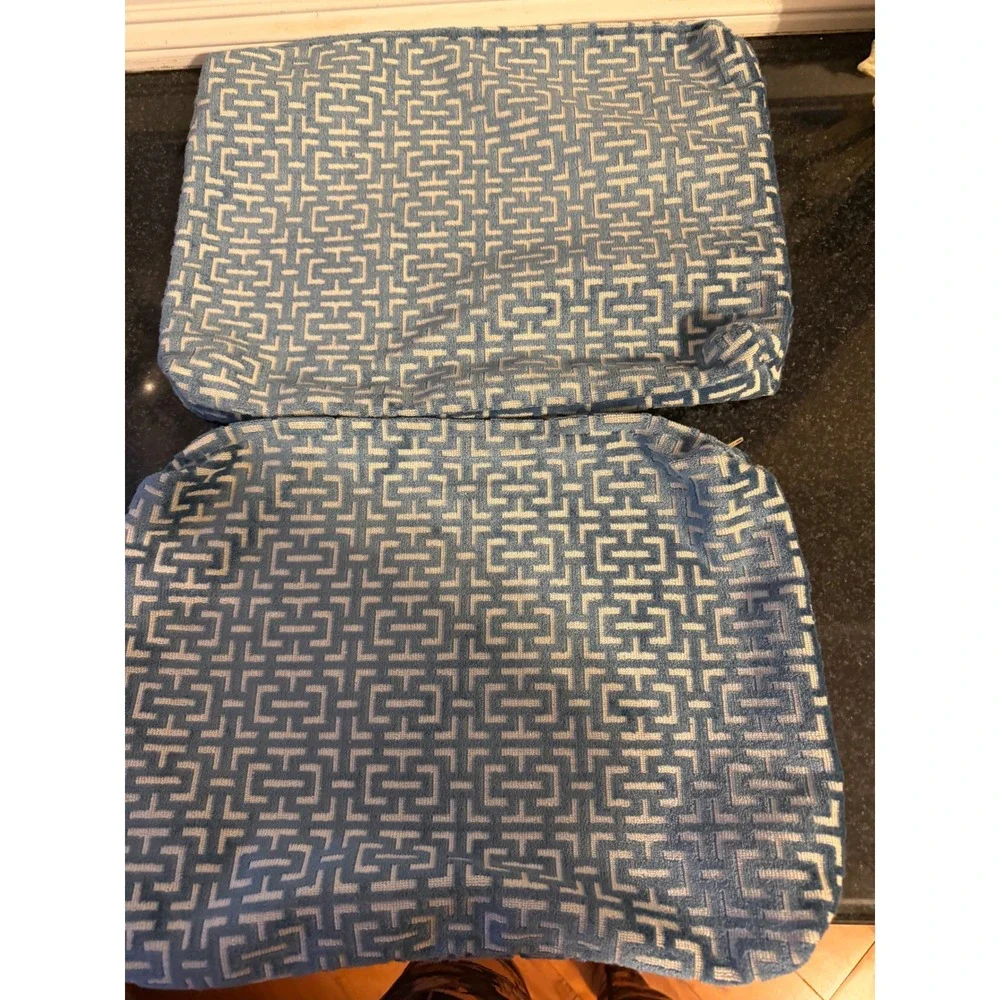 SCHUMACHER Fabric White Geometric Greek Key L Pillow Lumbar Set of 2 16x12 New